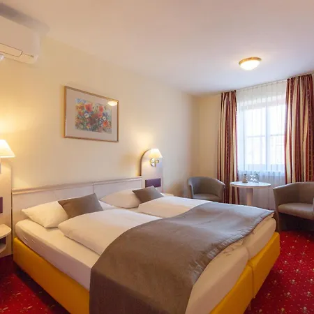 Hotel Residence 3* Wurtzburgo